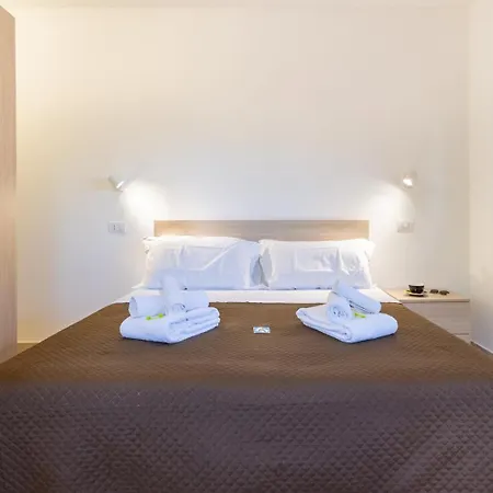 Isola Felice Silvi Paese